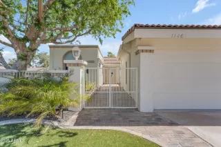 Photo #2: 6842675 Listing