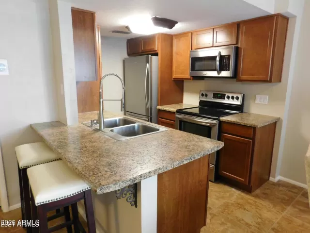 MLS: 6842683 Condo For Sale