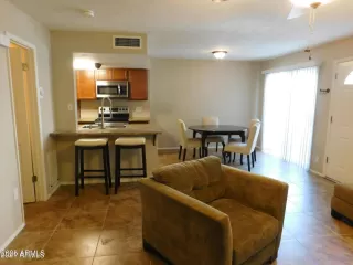 Photo #3: 6842683 Listing