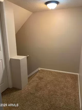 Photo #6: 6842683 Listing