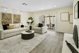 Photo #5: 6842829 Listing