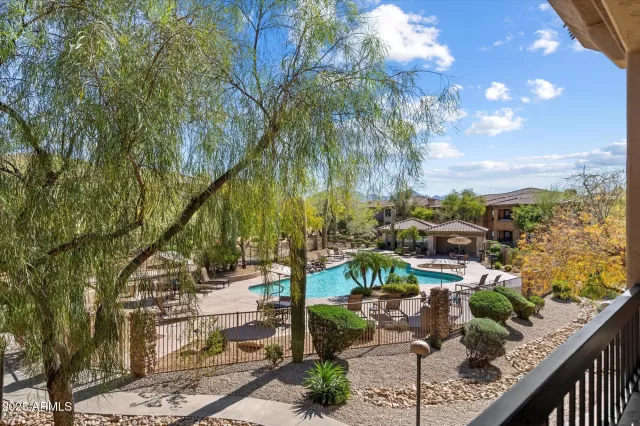 MLS: 6842929 Condo For Sale