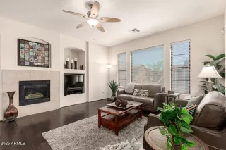 Photo #3: 6842953 Listing