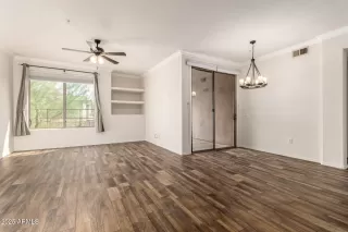 Photo #5: 6843012 Listing