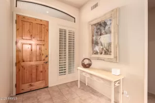 Photo #3: 6843015 Listing