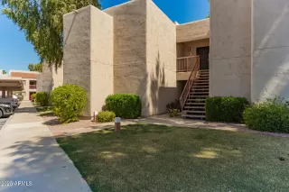 Photo #2: 6843111 Listing