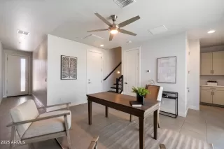 Photo #1: 6843502 Listing 