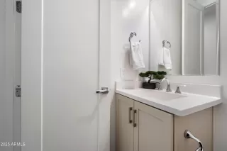 Photo #3: 6843502 Listing 