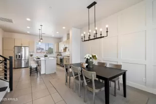 Photo #4: 6843502 Listing 