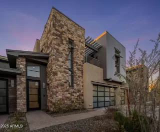 More Details about MLS # 6843572 : 37200 N CAVE CREEK ROAD#2108