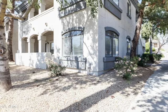 MLS: 6843759 Condo For Sale