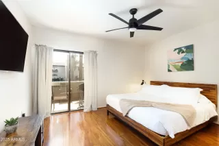 Photo #6: 6843759 Listing