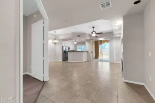 Photo #3: 6843769 Listing