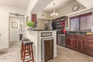 Photo #6: 6843973 Listing 