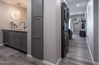 Photo #2: 6843994 Listing