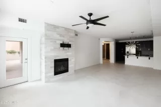 Photo #2: 6844245 Listing