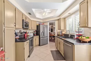 Photo #6: 6844250 Listing 