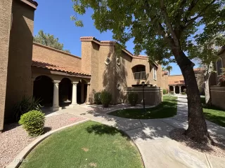 Photo #1: 6844328 Listing