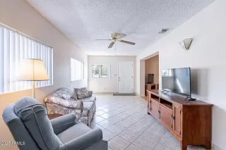 Photo #5: 6844574 Listing