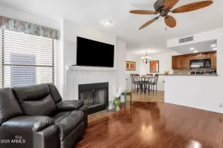 Photo #6: 6844657 Listing 