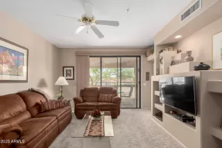 Photo #3: 6844759 Listing