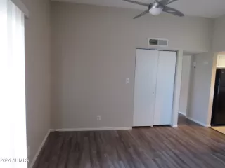 Photo #6: 6844912 Listing