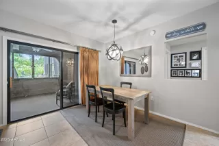 Photo #5: 6844978 Listing 