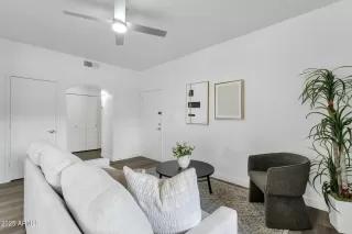 Photo #2: 6845027 Listing