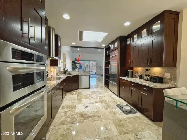 MLS: 6845126 Condo For Sale