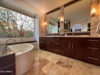 Photo #1: 6845126 Listing