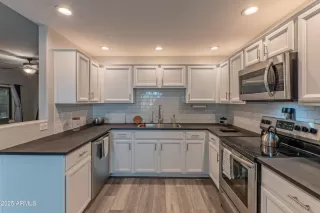 Photo #5: 6845543 Listing 