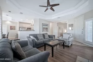 Photo #3: 6845576 Listing