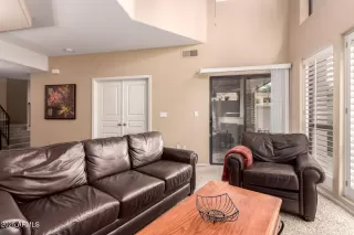 Photo #4: 6845709 Listing 