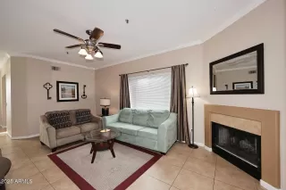 Photo #5: 6845753 Listing