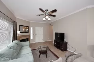 Photo #6: 6845753 Listing