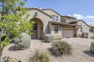 Photo #2: 6845776 Listing