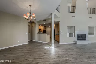 Photo #5: 6845776 Listing