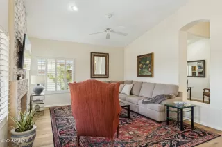 Photo #5: 6845799 Listing 