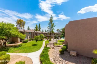 Photo #2: 6845910 Listing