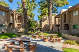 Photo #4: 6845910 Listing