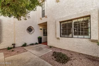 Photo #2: 6846048 Listing