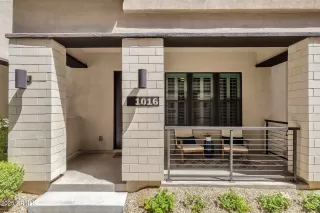 Photo #1: 6846098 Listing 