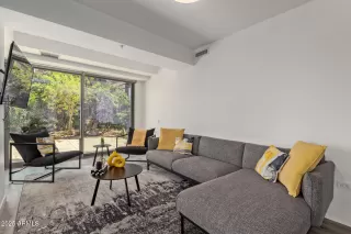 Photo #1: 6846139 Listing