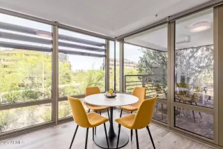 Photo #6: 6846139 Listing