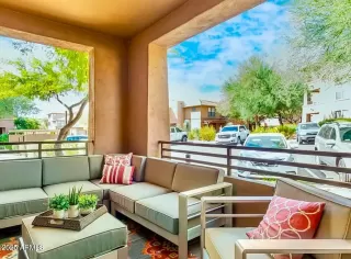 Photo #4: 6846190 Listing 