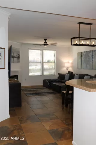 Photo #6: 6846190 Listing 