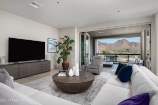 Photo #1: 6846246 Listing 