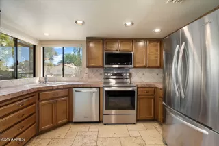 Photo #4: 6846270 Listing 