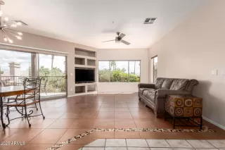 Photo #1: 6846365 Listing 