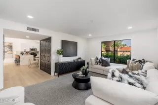 Photo #1: 6846456 Listing 